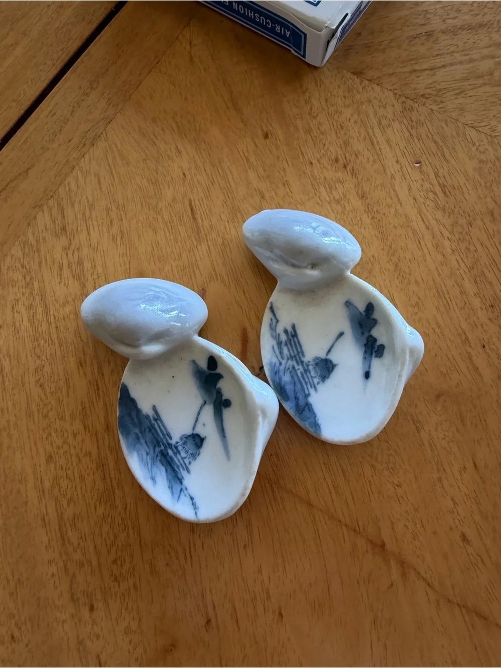 Green and Blue Ceramic Pea Pod Decorative Accent - Unbranded